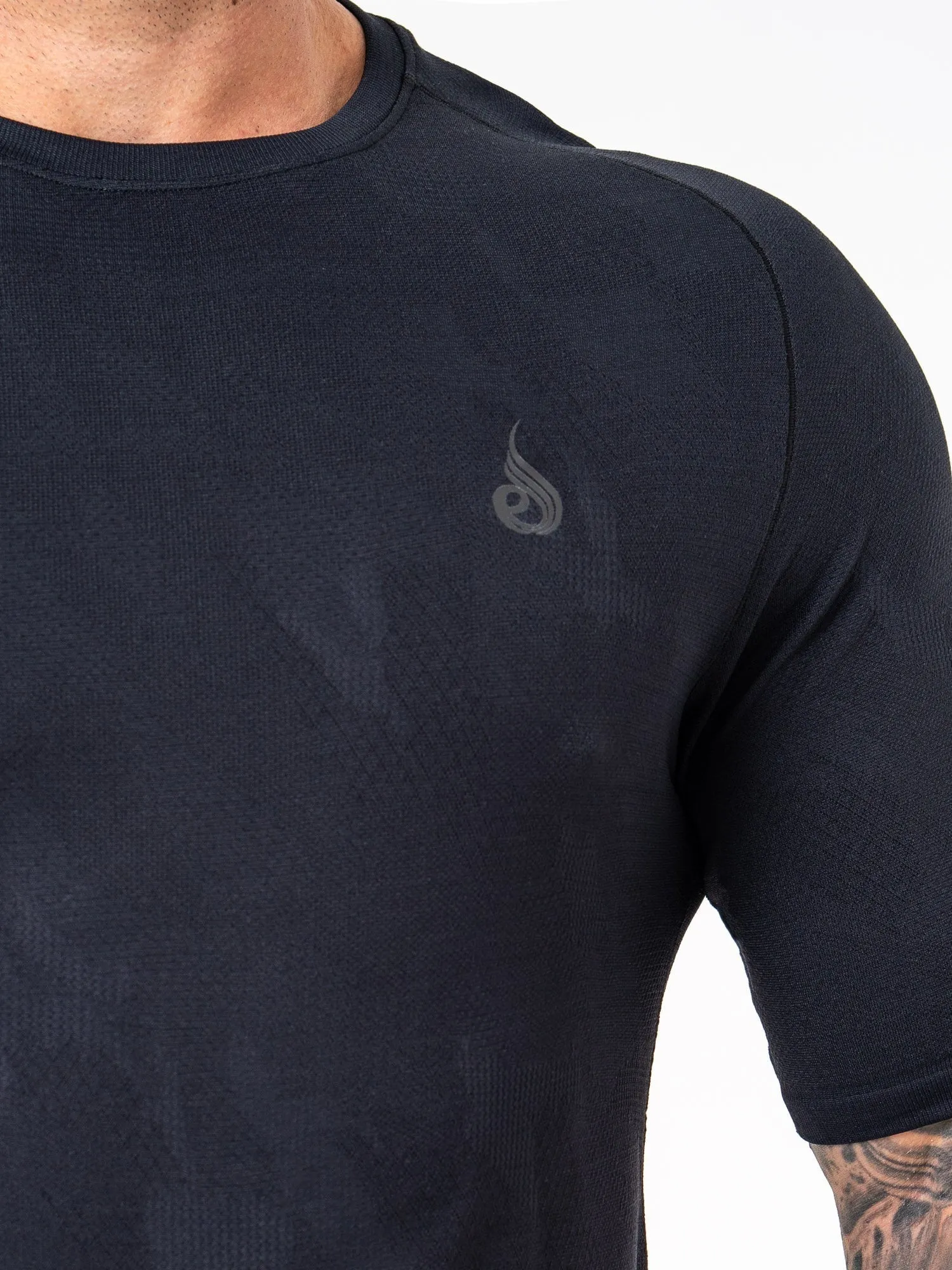 Aero Core Seamless T-Shirt - Black