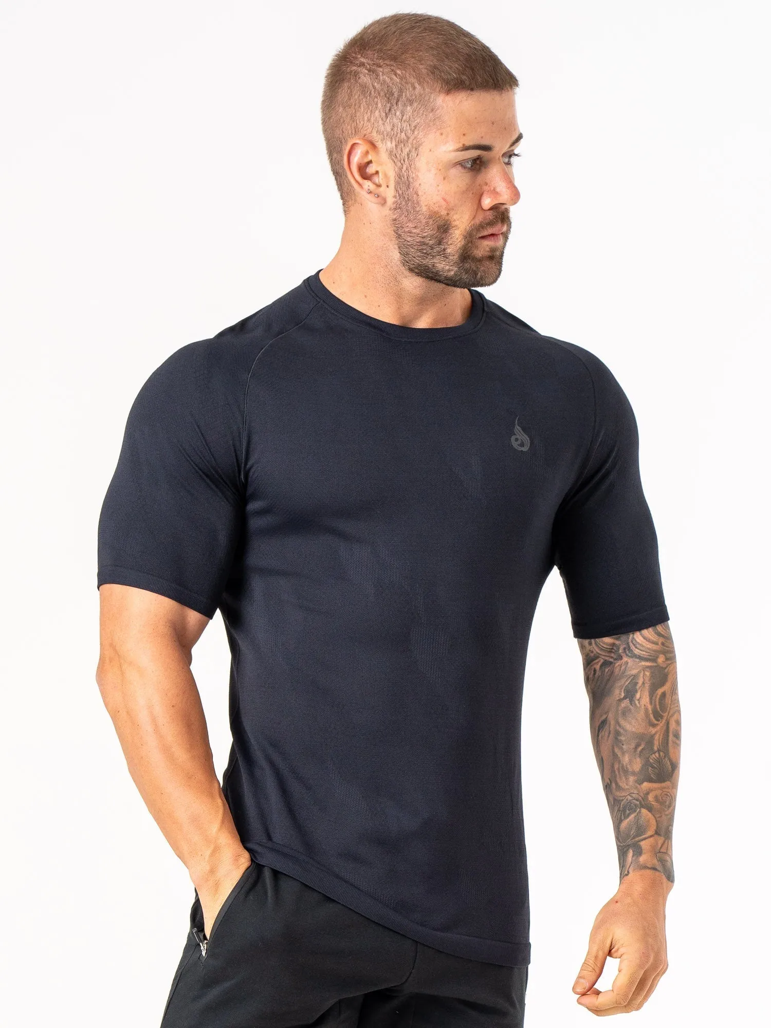 Aero Core Seamless T-Shirt - Black