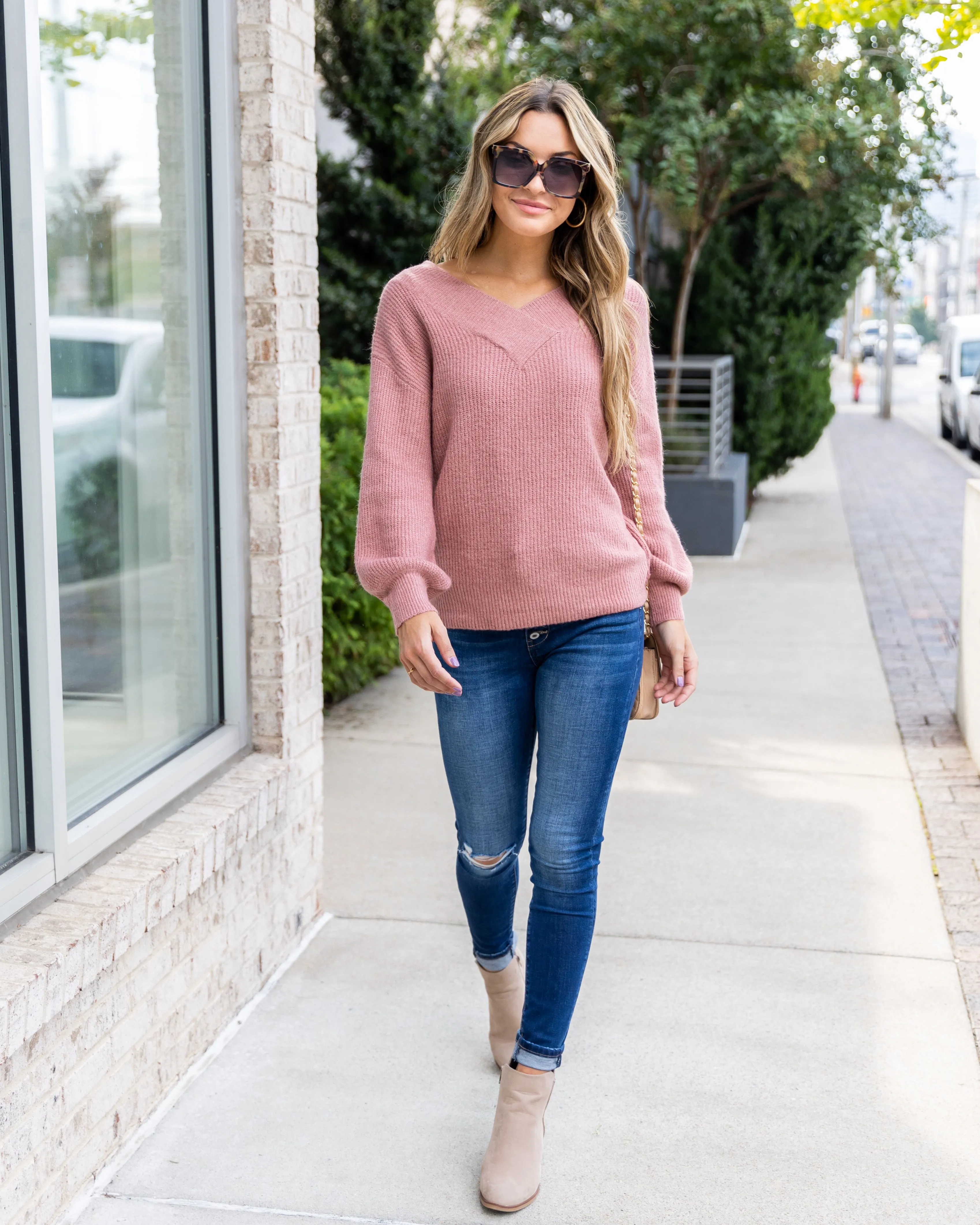 Amaya V-Neck Ribbed Sweater - Blush