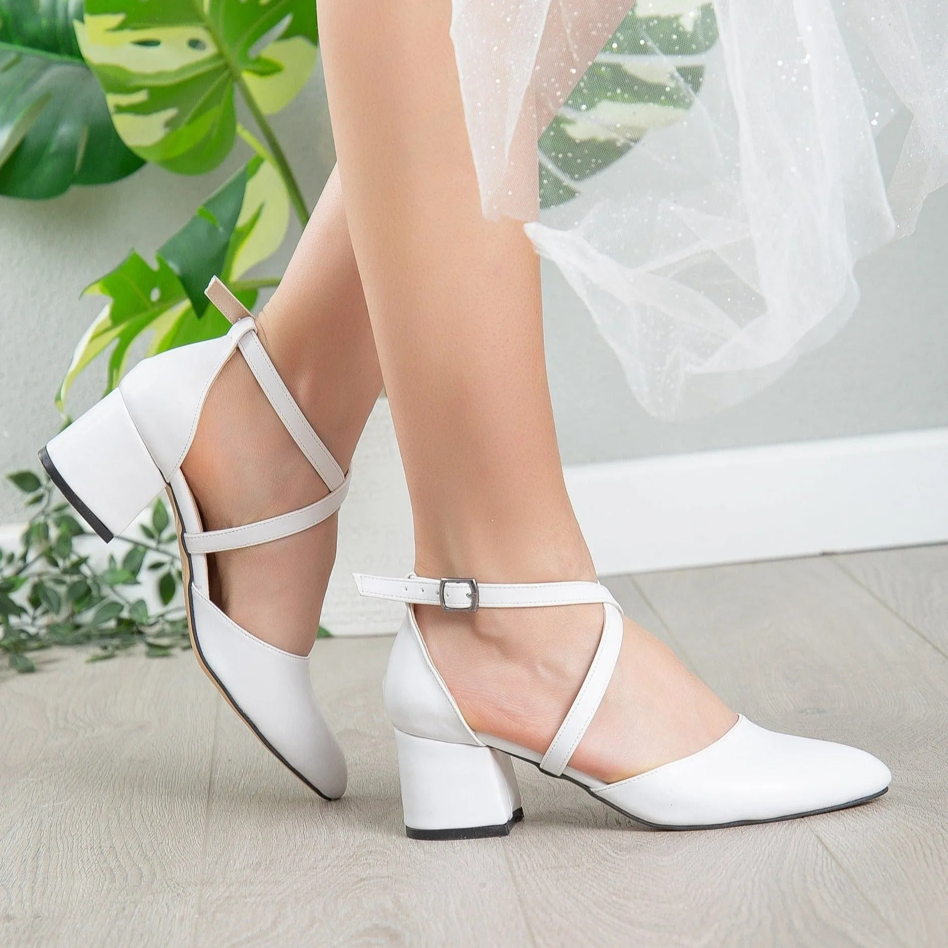 Dolly - White Wedding Low Heels