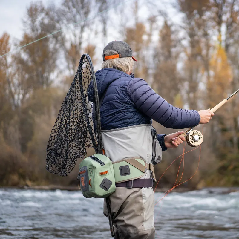 FIshpond Nomad Mid-Length Boat Net - Wild Run Edition