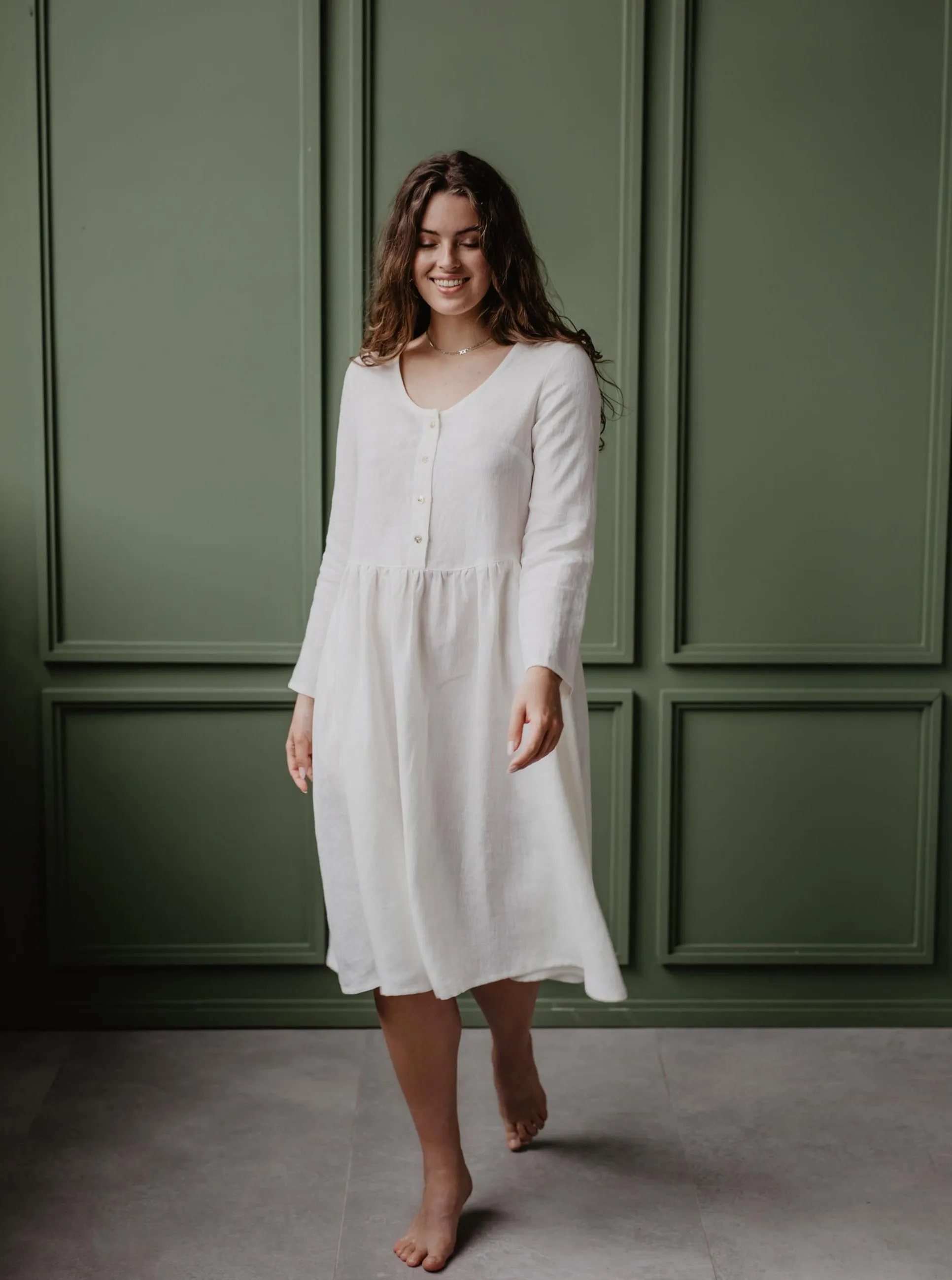 Lapland Mid-Length Linen Dress - White