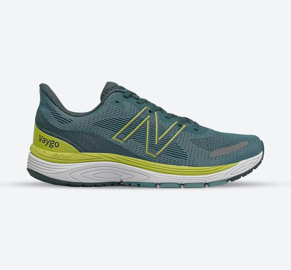 Men's Wide Fit New Balance MVYGOLY2 Vaygo Running Trainers - Green/Yellow