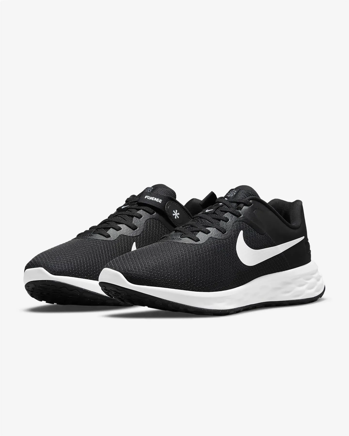 Men's Wide Fit Nike DD8476-003 Revolution 6 Flyease Trainers