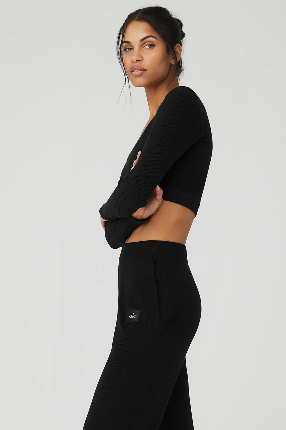 Seamless Ribbed Cropped Serene Long Sleeve - Black