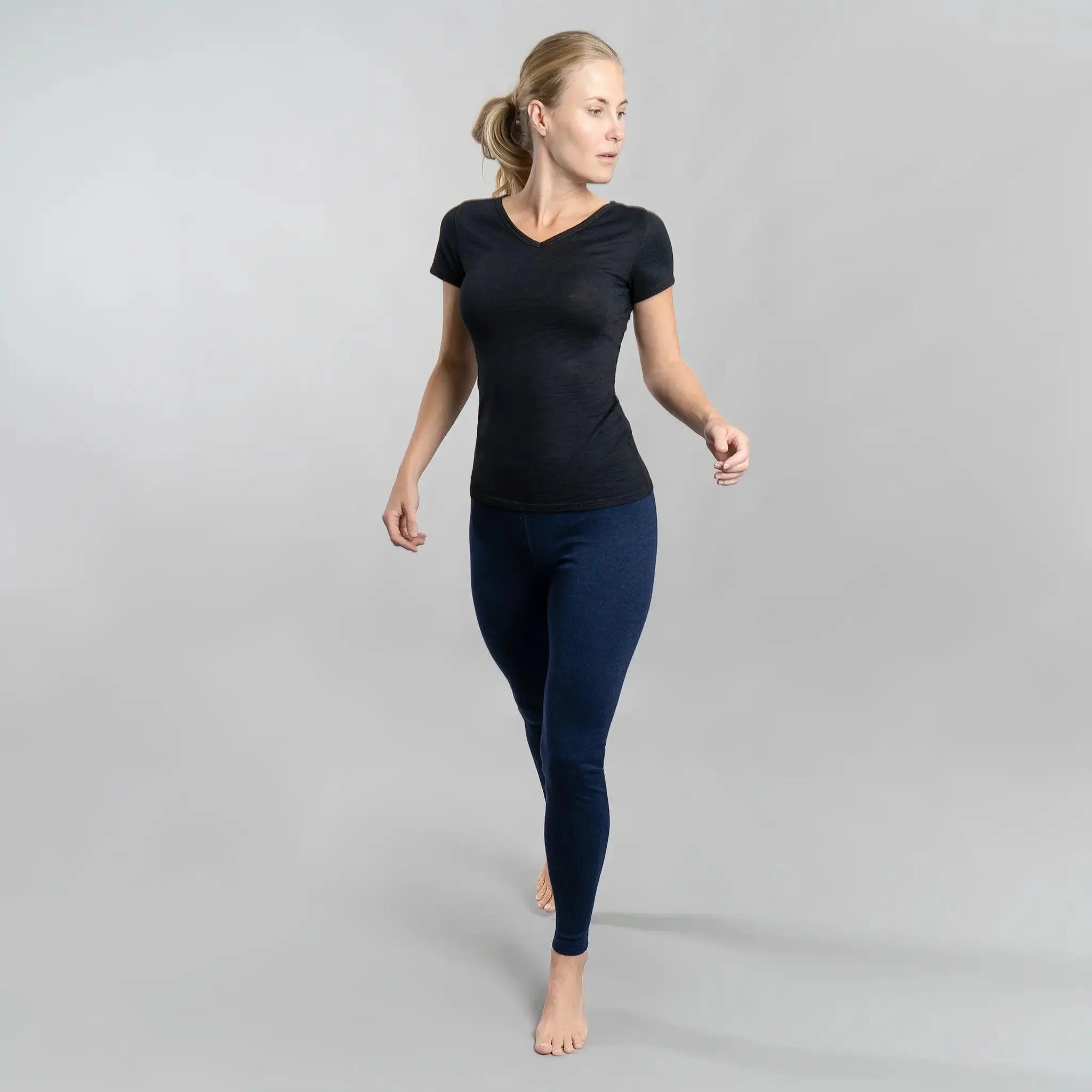 Women's Alpaca Wool Shirt: 160 Ultralight V-Neck