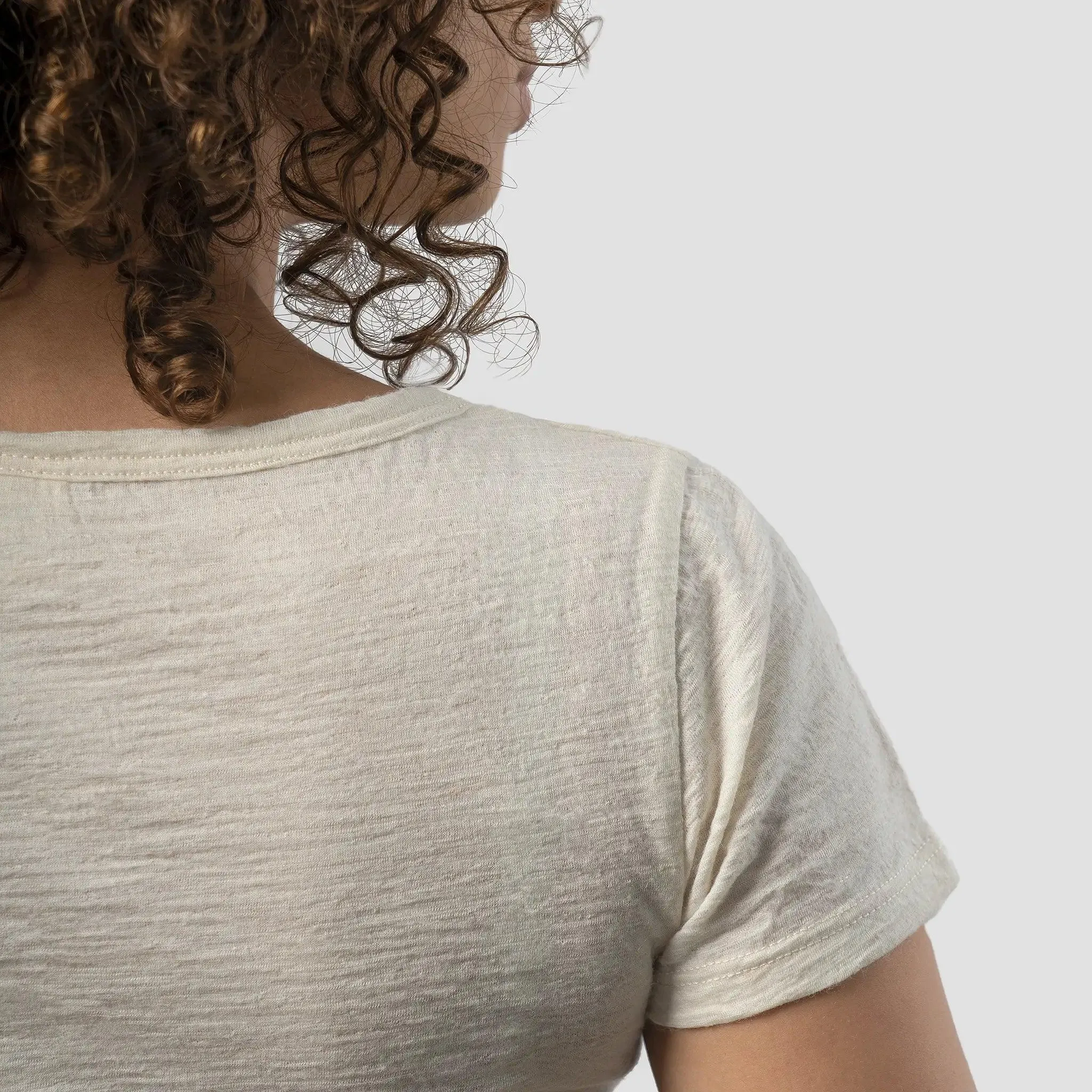 Women's Alpaca Wool Shirt: 160 Ultralight V-Neck