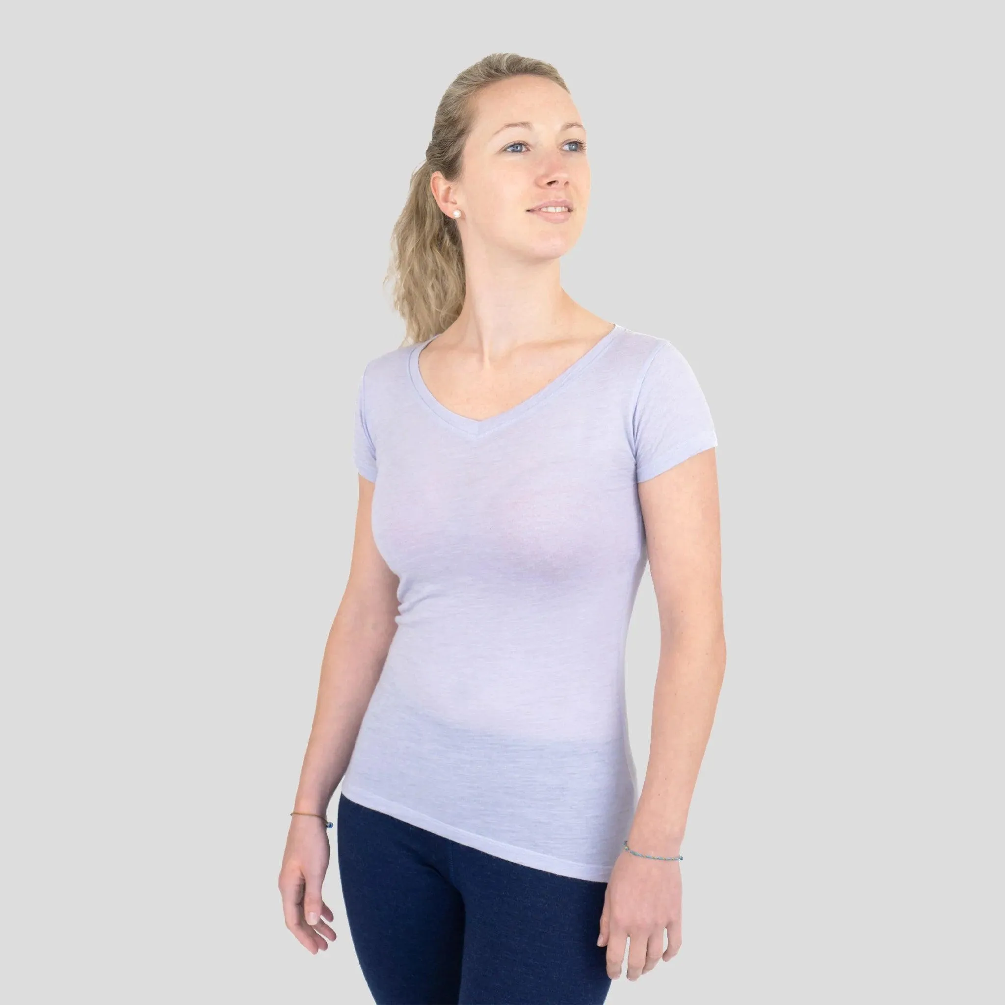 Women's Alpaca Wool Shirt: 160 Ultralight V-Neck