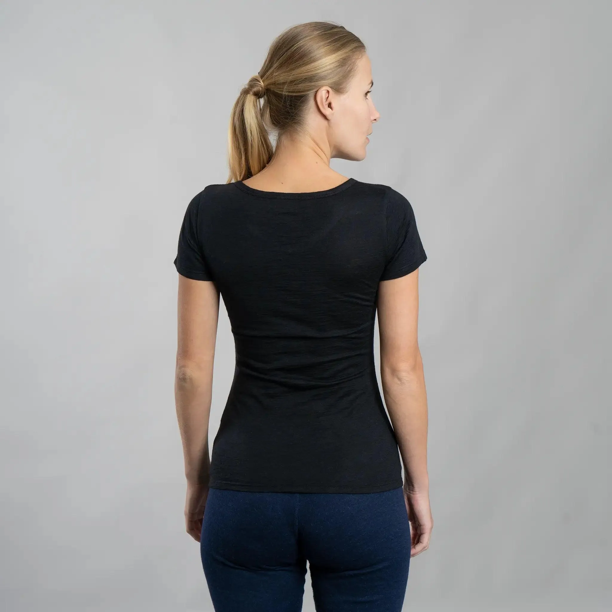 Women's Alpaca Wool Shirt: 160 Ultralight V-Neck