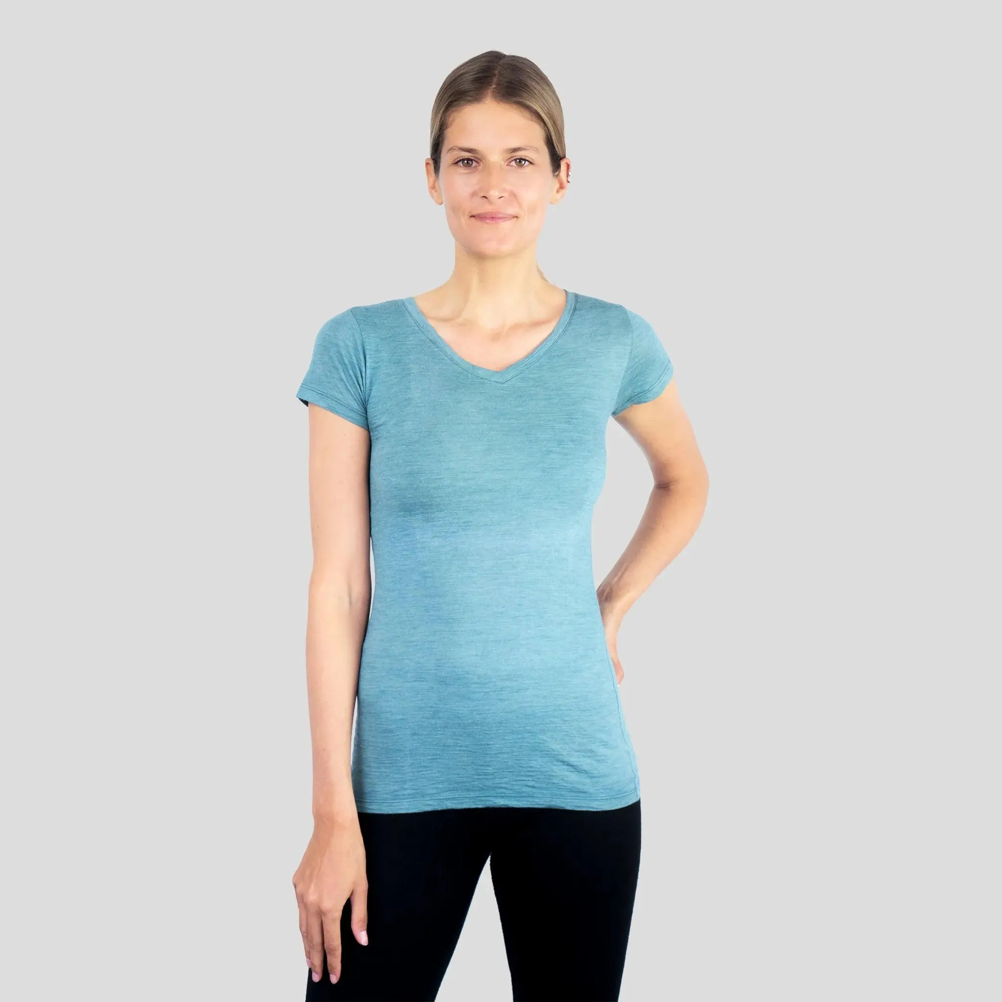 Women's Alpaca Wool Shirt: 160 Ultralight V-Neck