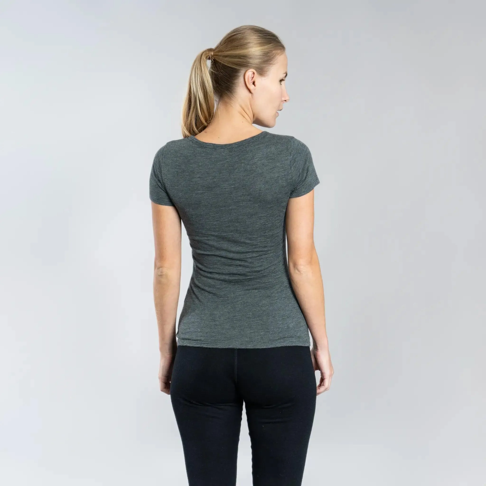 Women's Alpaca Wool Shirt: 160 Ultralight V-Neck